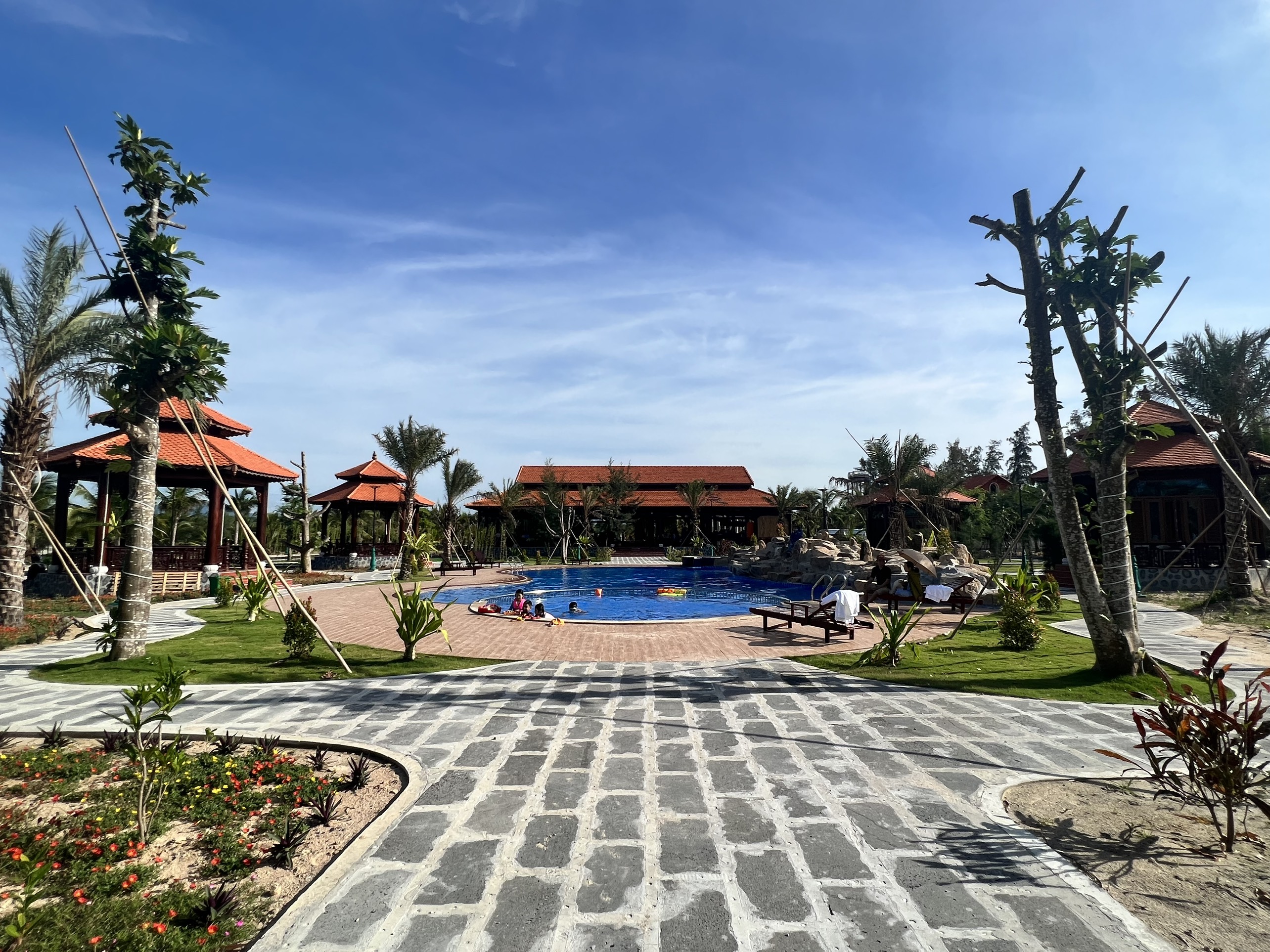 Cam Bình Resort & Spa địa điểm lưu trú chất lượng 