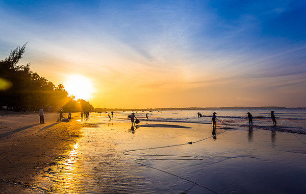 Vẻ đẹp nên thơ của bãi biển Mũi Né Phan Thiết làm ngây ngất lòng du khách
