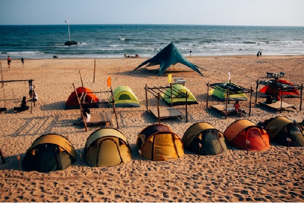 Cắm trại trên biển không thể bỏ qua trong hè này