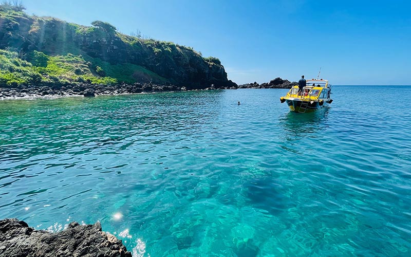 Đảo Phú Quý là một hòn đảo kỳ lạ nằm giữa biển Đông rộng lớn.