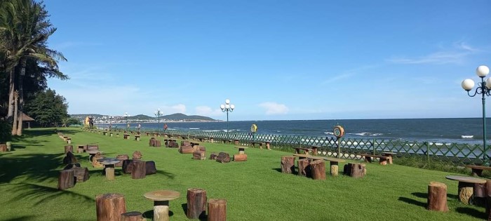 Ocean Dunes là một trong những quán cafe view biển lớn nhất tại Phan Thiết