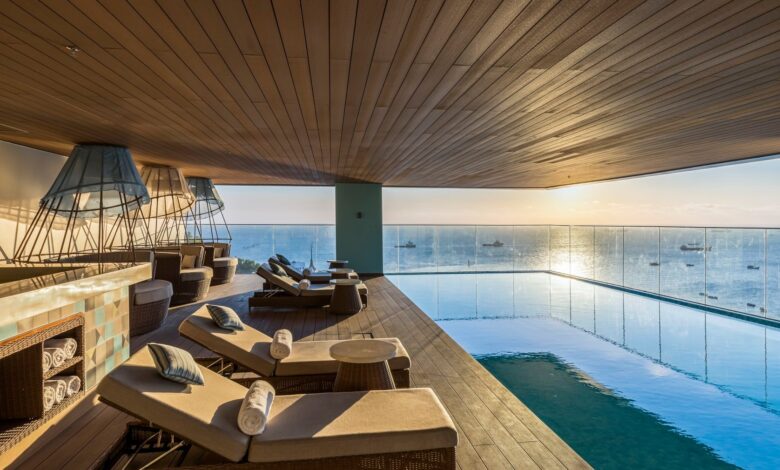 khách sạn Vũng Tàu có hồ bơi